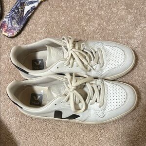 Veja Cream and Black Casual Sneakers